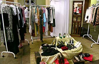 Brechó Curiosidades Roupas - Foto 1